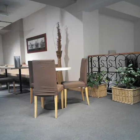 酒店 不列颠尼亚酒店 3*